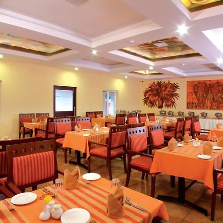 Clay House Hotel Thrissur Buitenkant foto